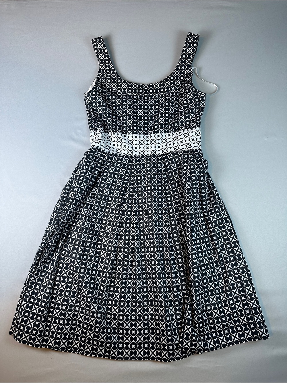 White House Black Market Black White Geometric Fit-and-Flare Dress Pockets - Picture 9 of 9